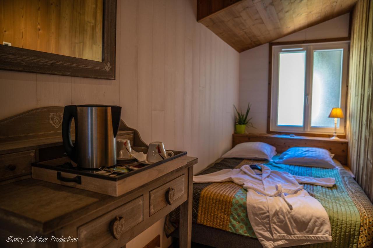 Hotel Le Rivalet Montaigut-le-Blanc  Exteriér fotografie